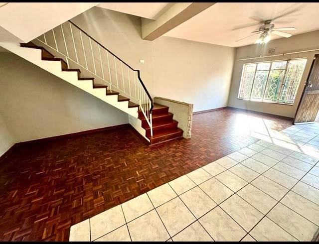 2 BEDROOM TOWNHOUSE FOR SALE IN WEMBLEY